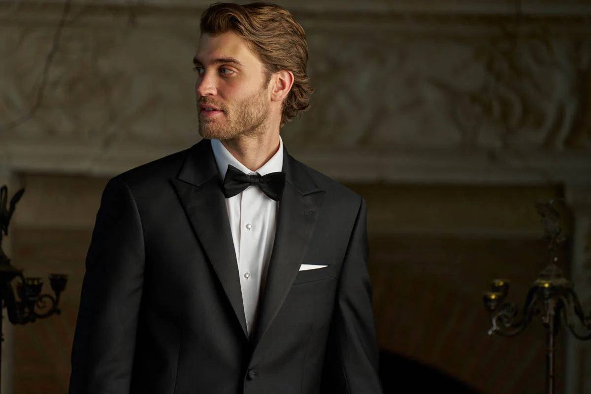 Antonio 2 Button Notch Tuxedo Coat with Grosgrain Lapel #M4340C-100